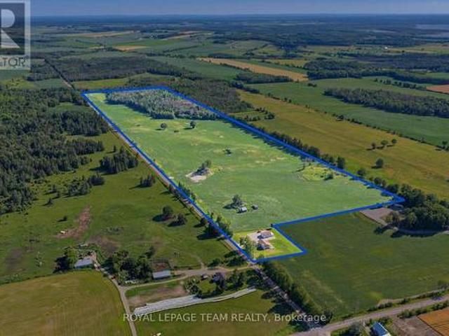 House for sale in Renfrew, Ontario