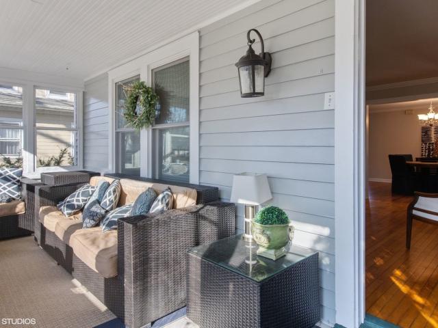 House for sale in Kenilworth, Illinois