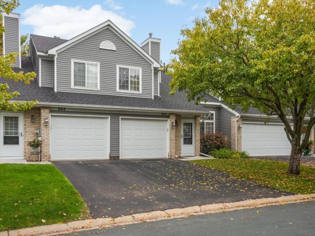 Townhouse for sale in Chanhassen, Carver County