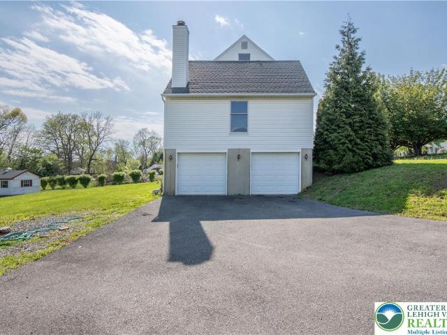 House for sale in Bushkill, Pennsylvania