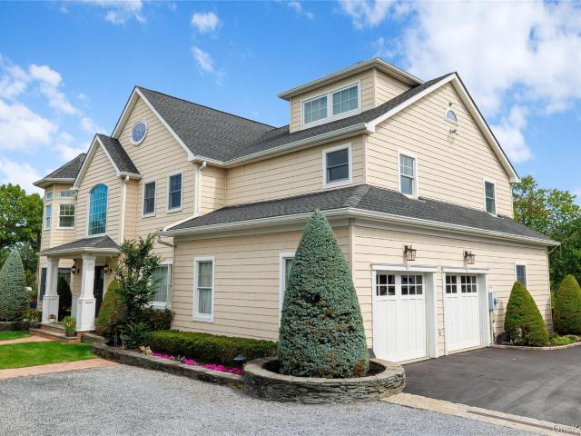 House for sale in Bohemia, New York