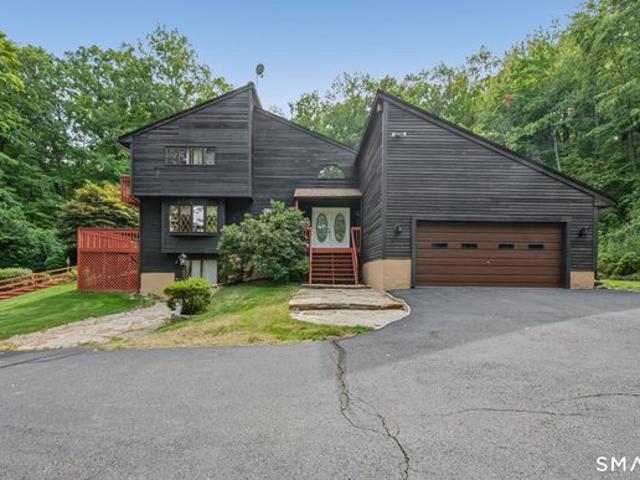 House for sale in Bloomfield, Connecticut