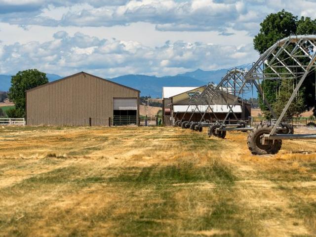 Farm for sale in Oregonia