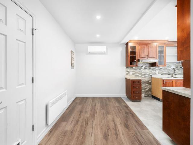 Apartment for rent in Saint-Léonard, Montréal