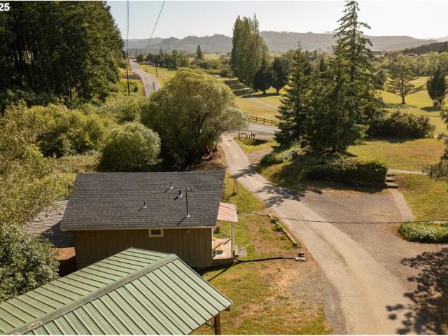 House for sale in Coquille