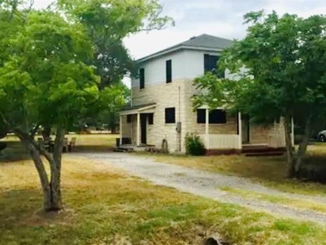 House for sale in Banquete, Texas