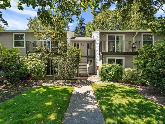 Condo for sale in Oregonia