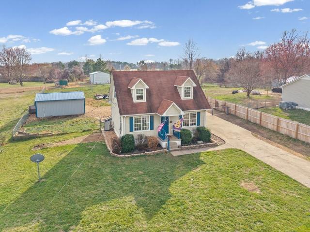 House for sale in Roaring Spring, Cadiz