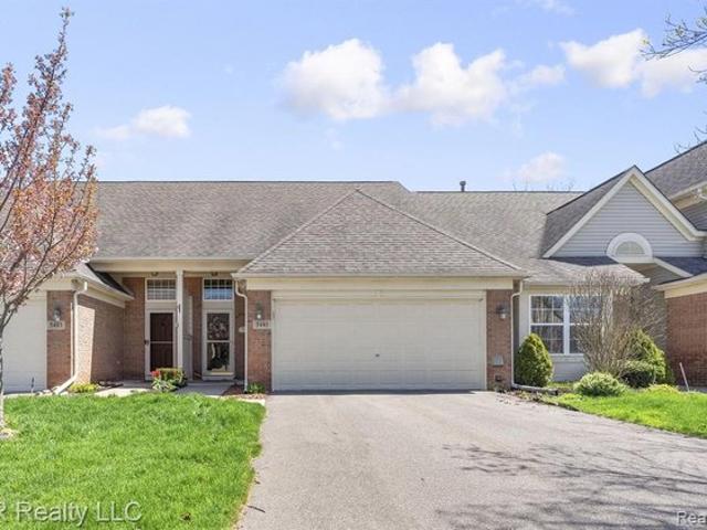 Condo for sale in Trenton, Michigan