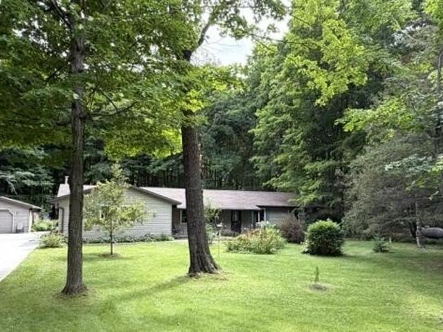 House for sale in Sturgeon Bay, Door County