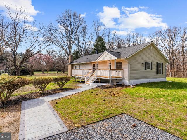 House for sale in Lothian, Maryland