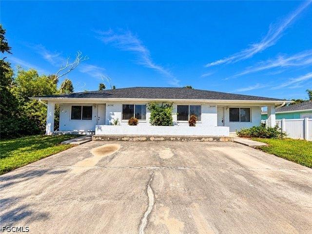 House for sale in Bokeelia, Lee County