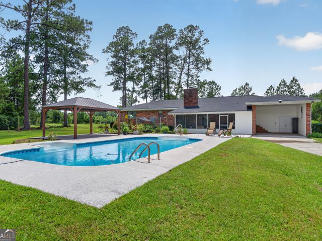House for sale in Pierce, Georgia