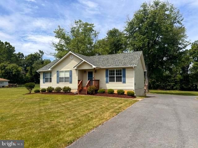 House for sale in Summit Point, West Virginia