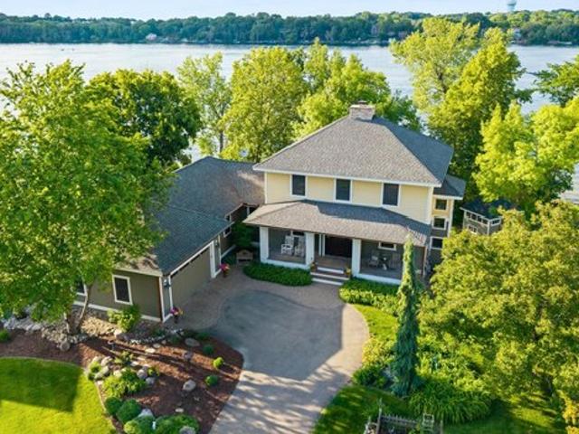 House for sale in Prior Lake, Minnesota