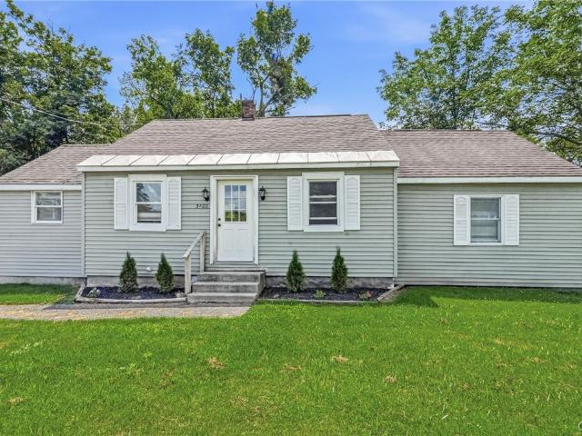 House for sale in Oneida, New York