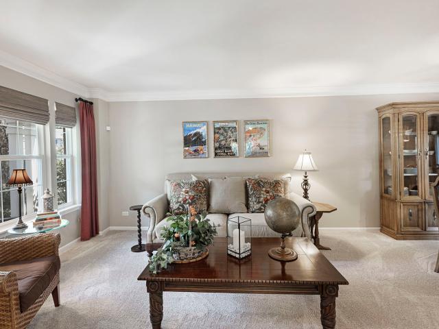 House for sale in South Elgin, Illinois