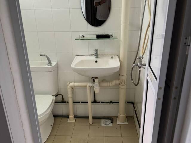 Room for rent in Chai Chee