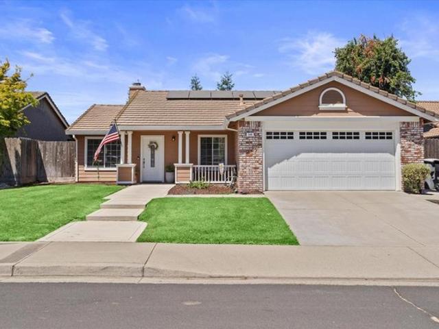 House for sale in Oakdale, California