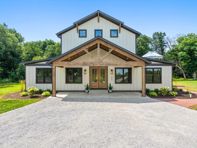 House for sale in Porter, Indiana