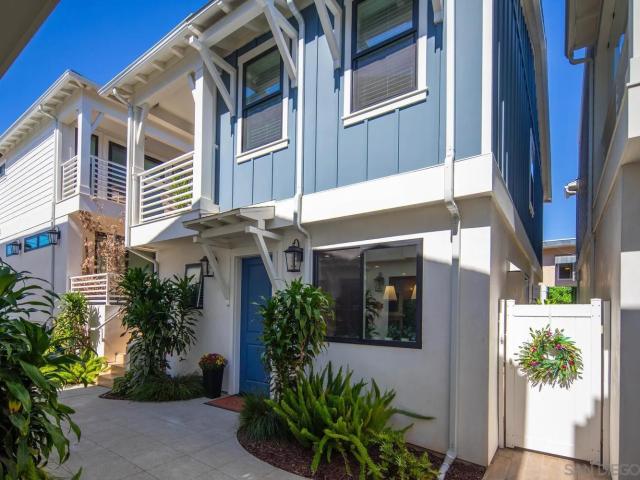 Condo for sale in Coronado, California