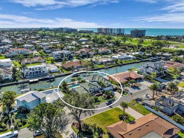 House for sale in Longboat Key, Florida