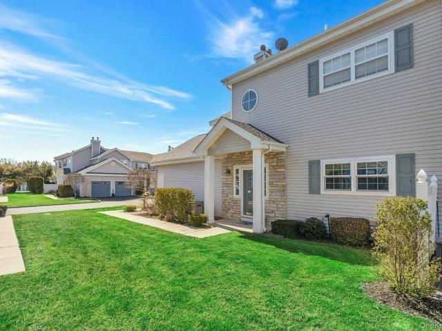 Condo for sale in Centereach, New York