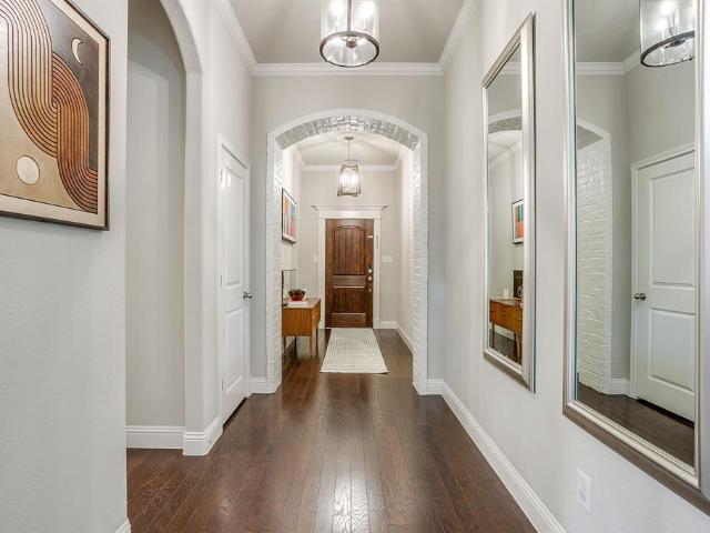 House for sale in Benbrook, Texas