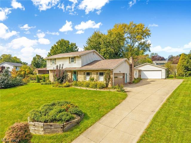 House for sale in Lake Cable, North Canton