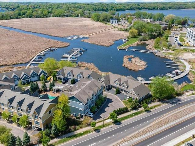 Townhouse for sale in Hennepin, Minnesota