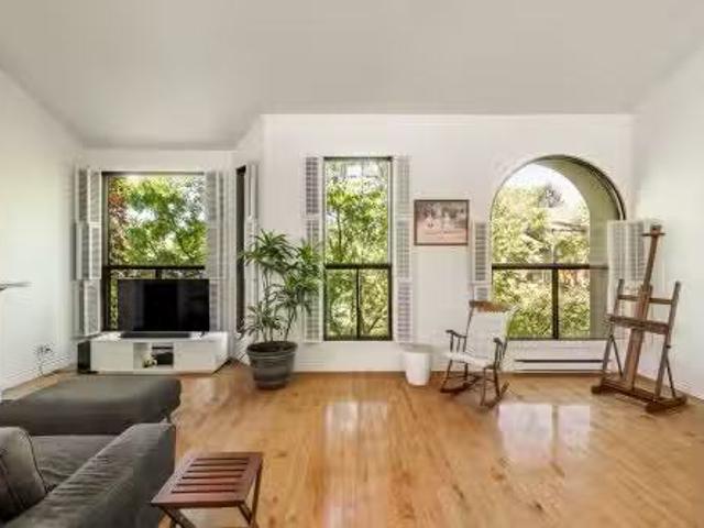 Condo for sale in Saint-Lambert, Montérégie