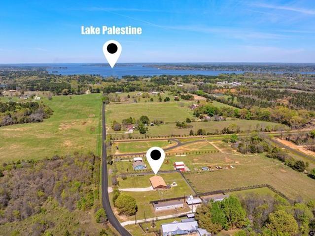 House for sale in Frankston, Texas