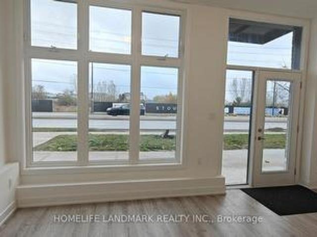 Commercial for rent in York, Ontario