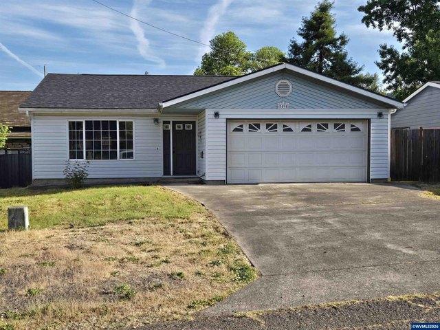 House for sale in Oregonia