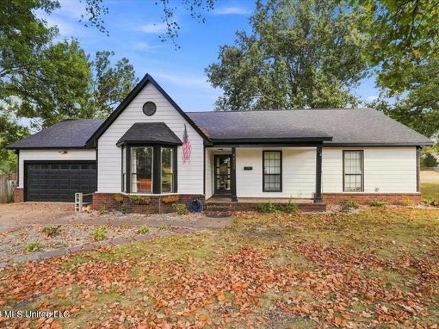 House for sale in Southaven, Mississippi