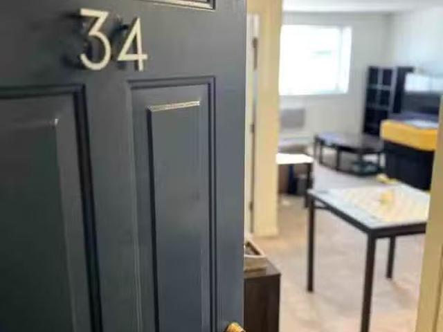 Condo for rent in Brighton