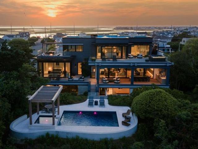 House for sale in Avalon, New Jersey