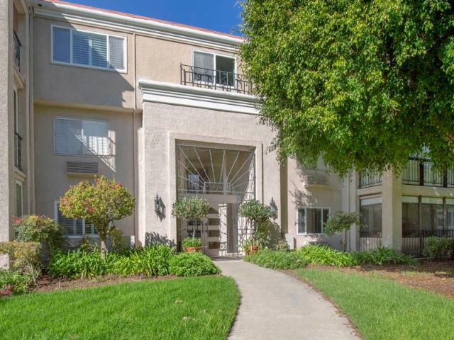 Condo for sale in Laguna Hills, California