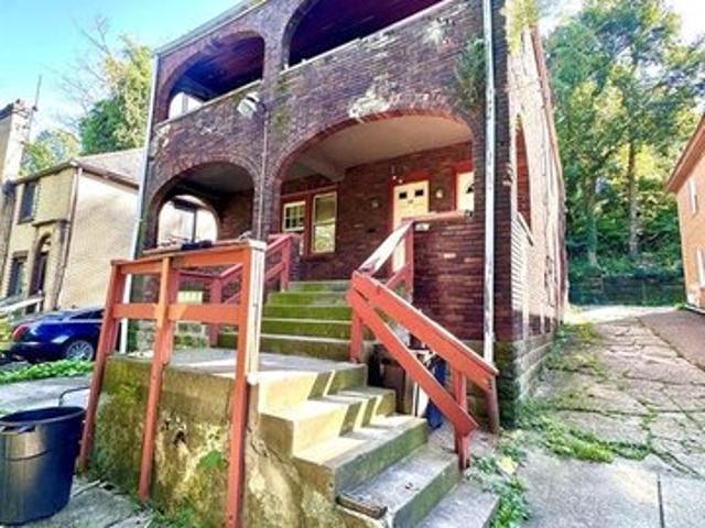 House for sale in Pittsburg, Pennsylvania