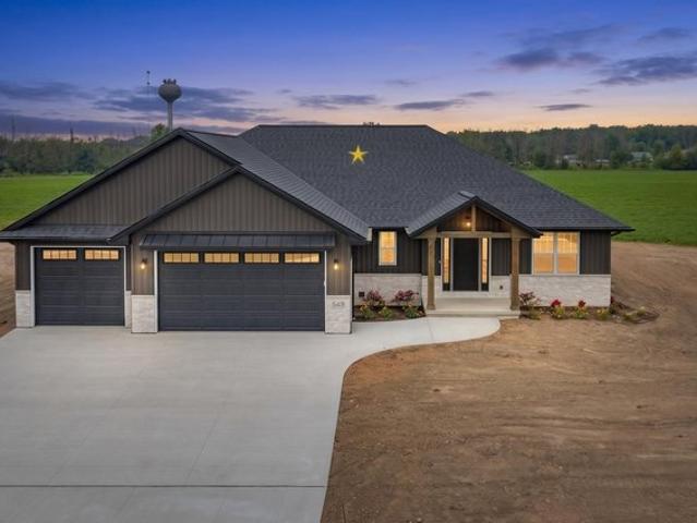 House for sale in Seymour, Wisconsin