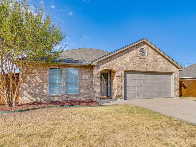 House for sale in Burleson, Johnson County