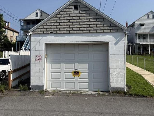 Townhouse for sale in Kulpmont, Pennsylvania
