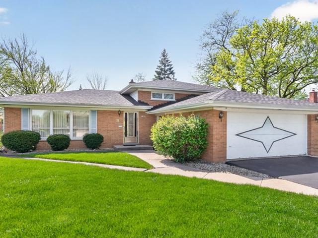 House for sale in South Holland, Illinois