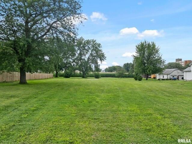 Land for sale in Geneseo, Illinois