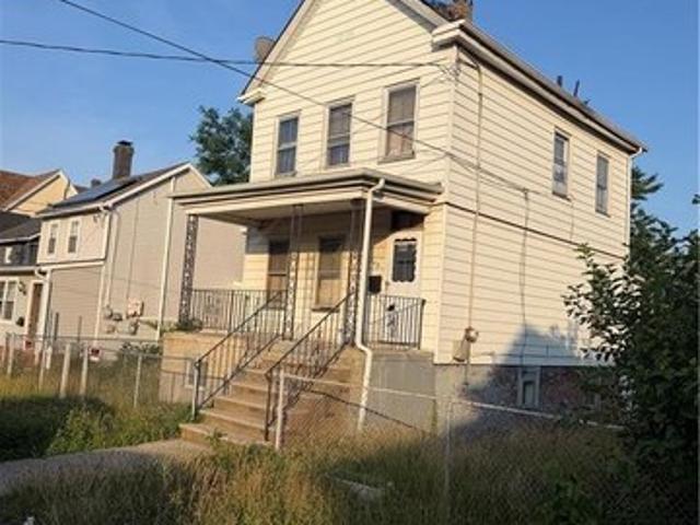 House for sale in Perth Amboy, New Jersey