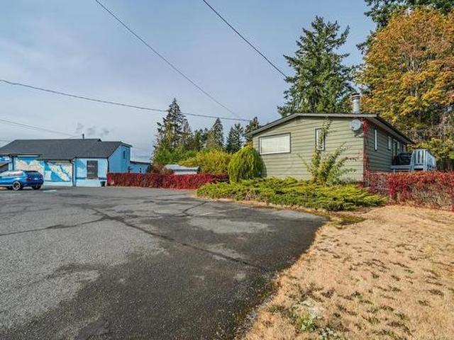 Commercial for sale in Parksville