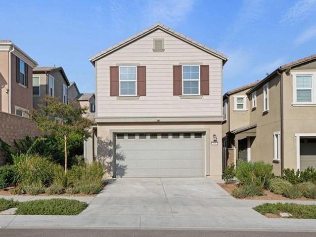 House for sale in Santa Paula, California
