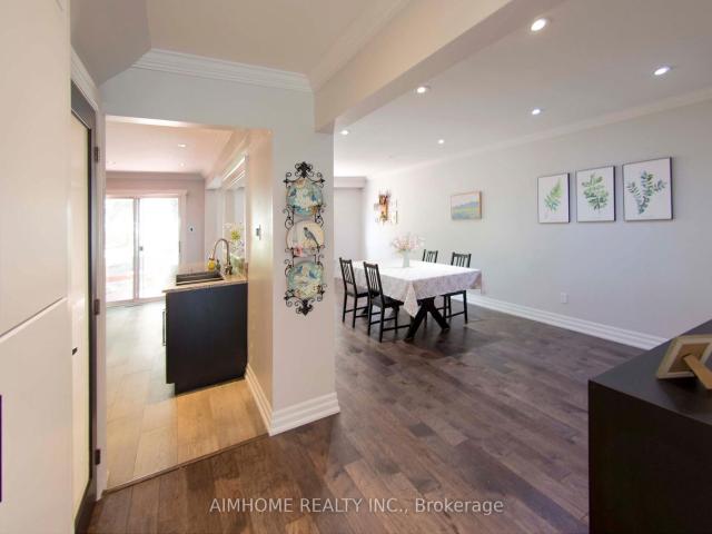 Condo for sale in Holton Heights, Oakville