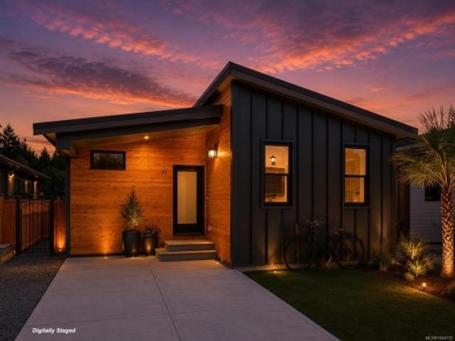 House for sale in Cumberland, British Columbia