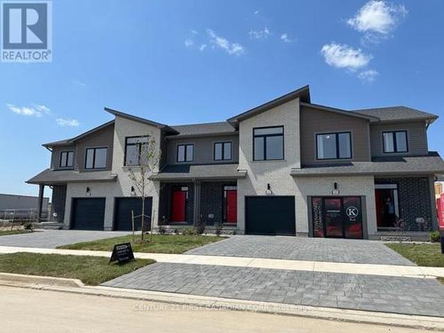 Townhouse for sale in Arva, Ontario